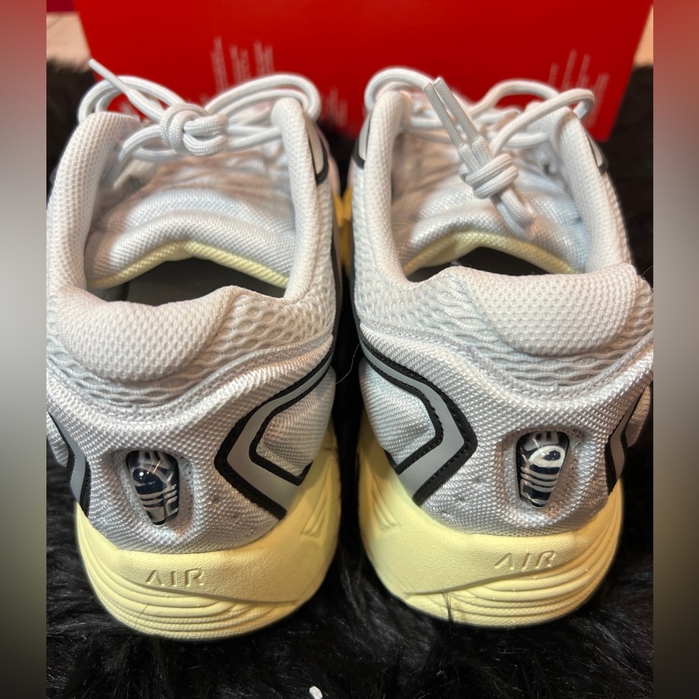🔥 NEW | Nike Air Pegasus Wave
Pure Platinum Metallic Platinum Black | Size 11M - Picture 3 of 8